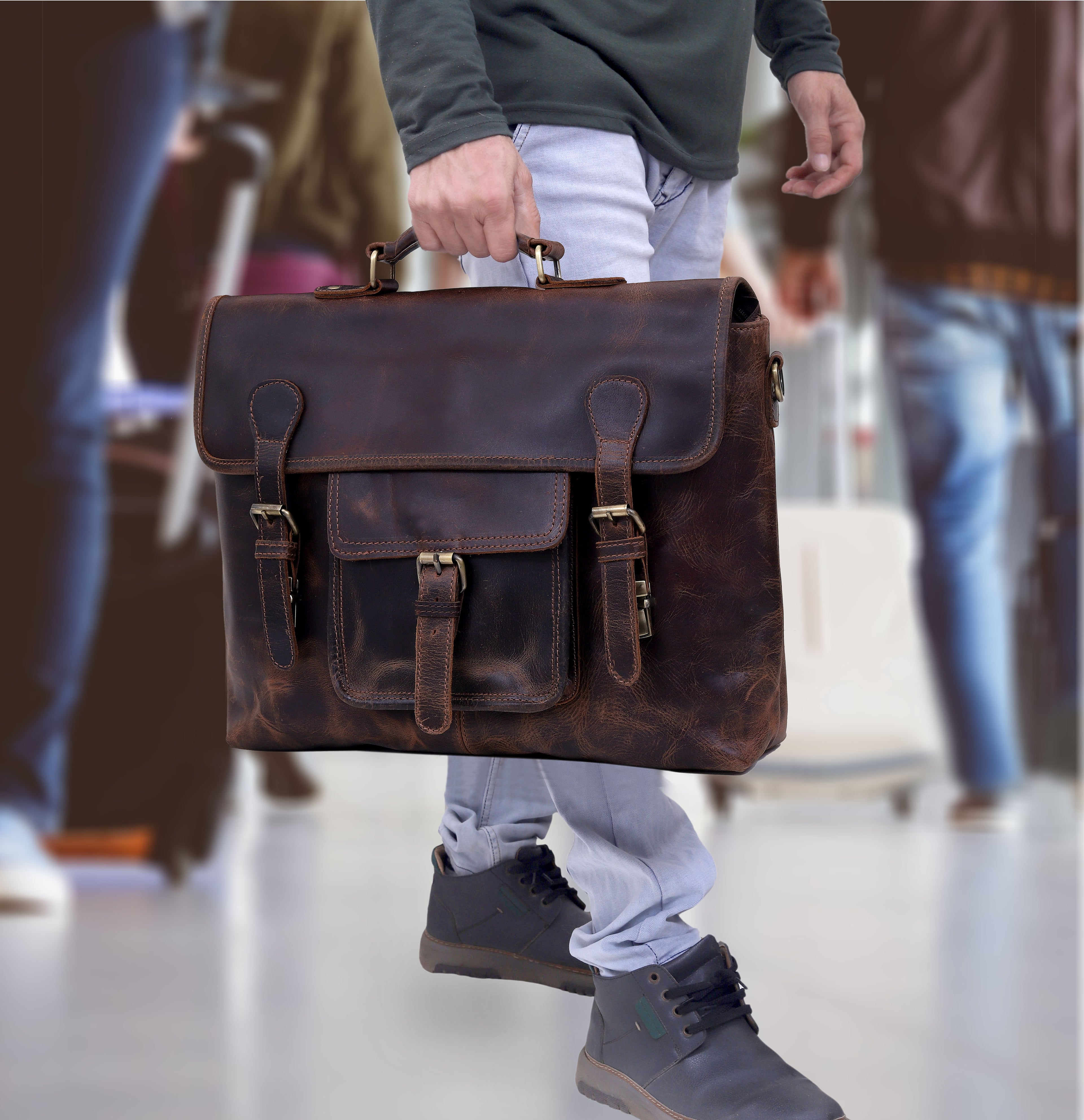 The Camden Leather Messenger Bag Smart, Sleek, Built for every journey