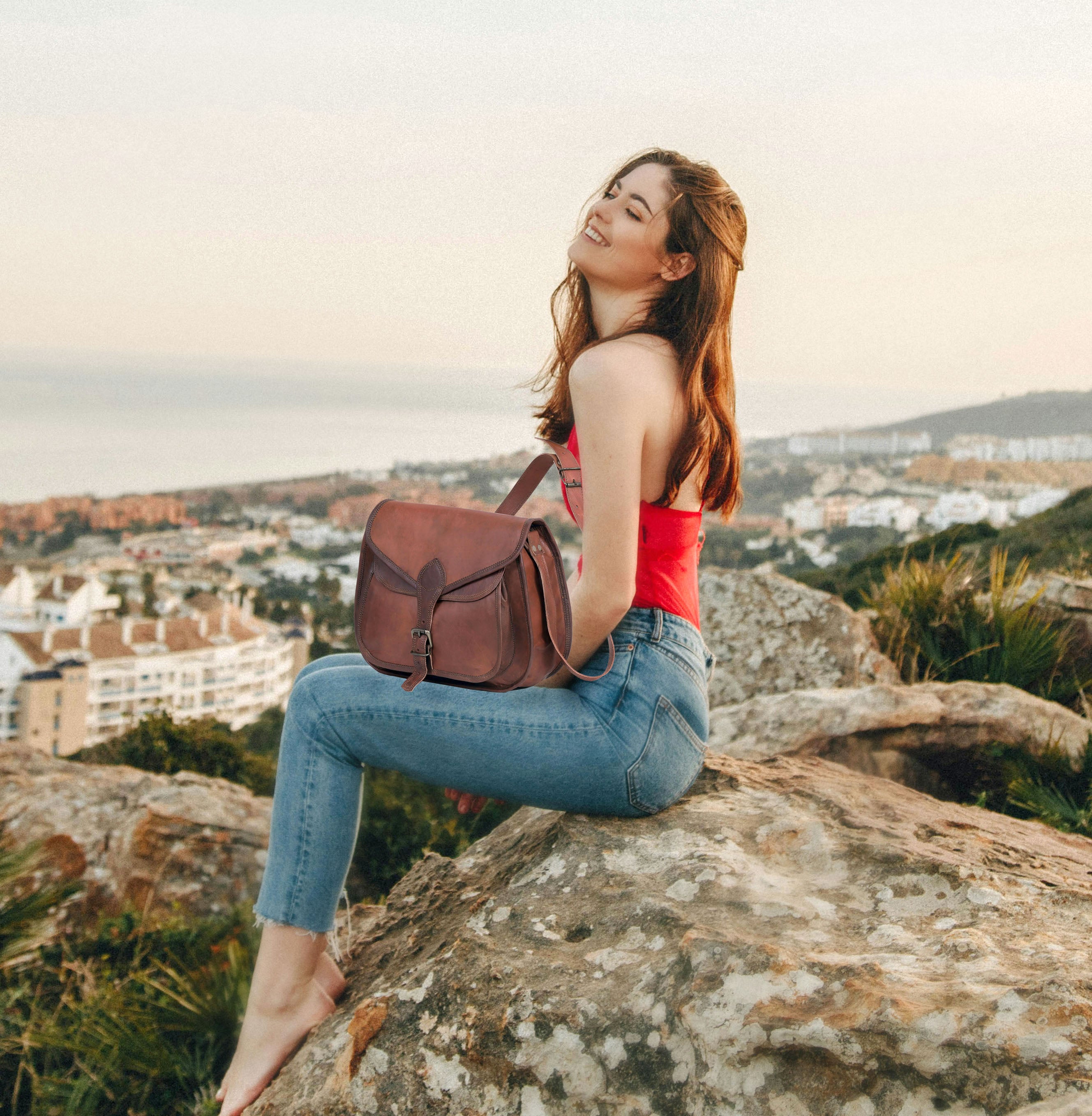 Classic 7x9" Leather Crossbody Purse for Women – Vintage Chic Shoulder Bag