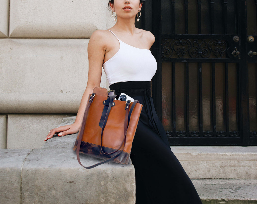 Vintage Chestnut Leather Tote – Rugged Elegance with Everyday Utility