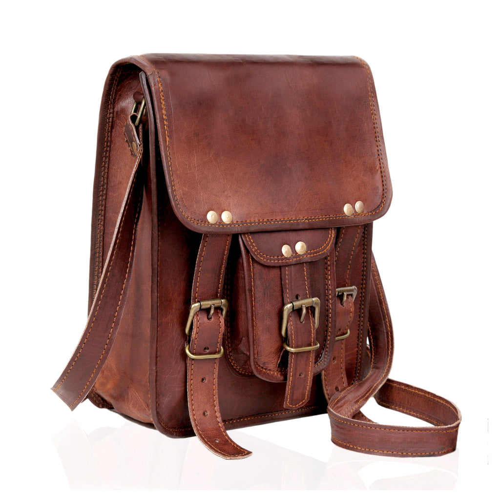 Vintage Leather Crossbody Bag with Front Buckle Pocket – Rugged Messenger Satchel